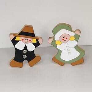 Hand Painted Vintage Wooden  Pilgrim Boy and Girl Fall Shelf Sitters